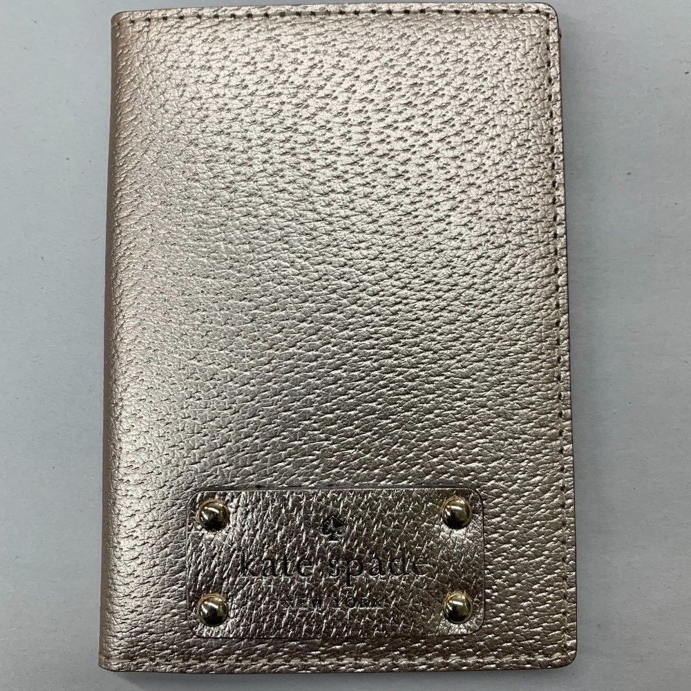 NWT Kate Spade Wellesley Passport Holder